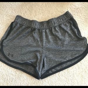 Black/gray Under Armour shorts